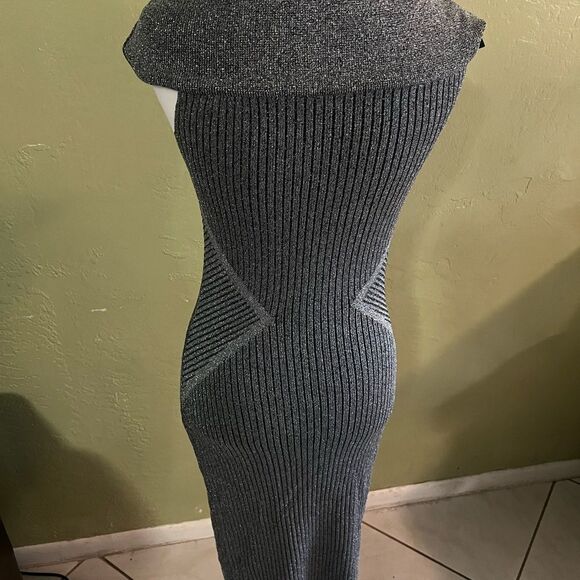 Gabriella Rocha Gray Cowl Neck Sweater - Picture 6 of 10